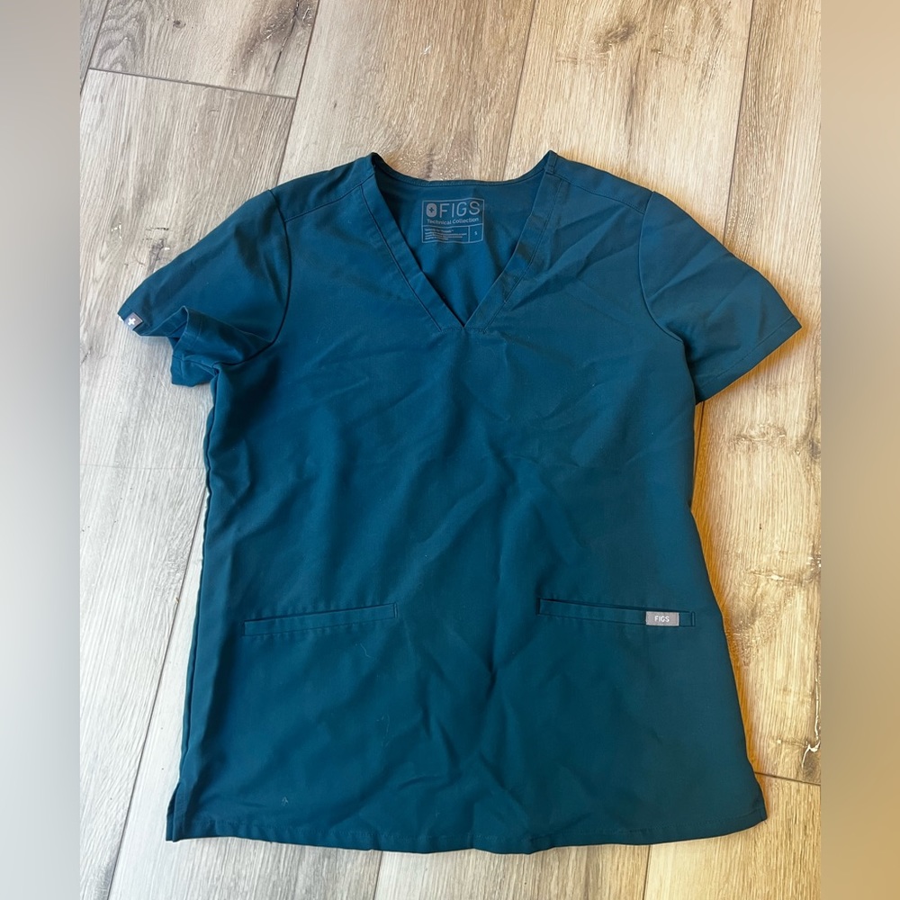 Figs Casma Scrub Top